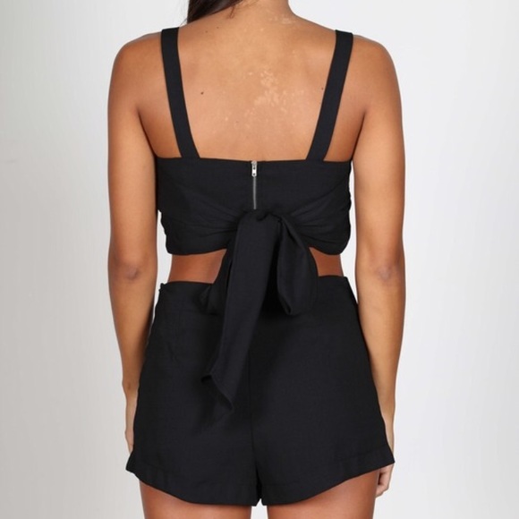 🆕Vera Black Button Front Crop Top - Picture 5 of 8